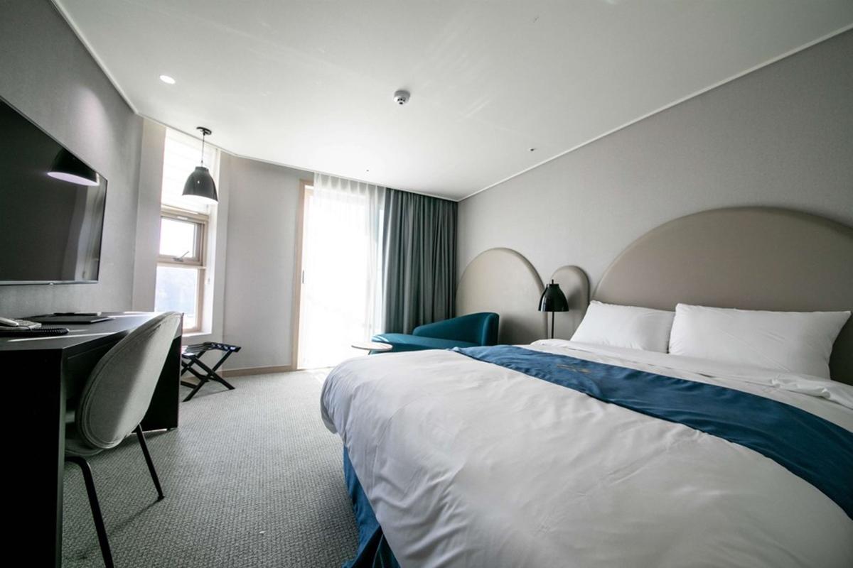 Golden Tulip Essential Namgang Hotel Jinju Luaran gambar